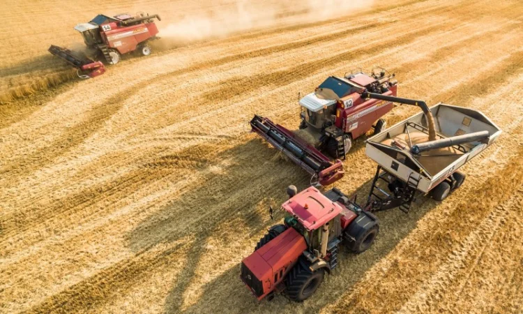 Потрібен комбайн, трактор та сівалка для сільгоспробіт - фото № 1