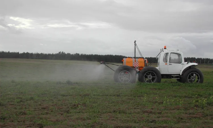 Послуги з внесення КАСу, рідких добрив та ЗЗР - фото № 3