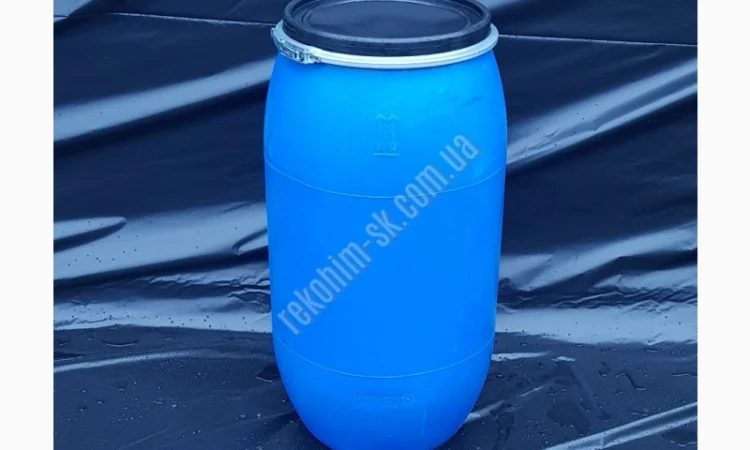 Пластиковая бочка 160л (б/у) с крышкой - фото № 1