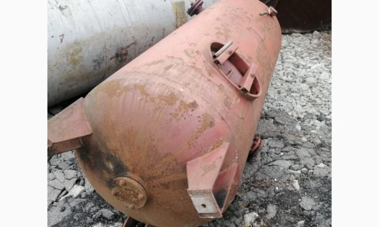 Емкость металлическая 5м3, бак для воды, резервуар ргс для гсм - фото № 6