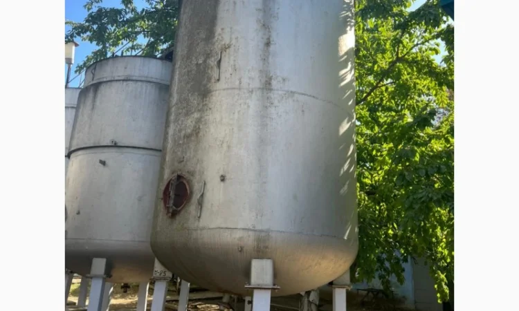 20-кубовые отстойники для вина – бочка, цистерна, резервуар - фото № 1