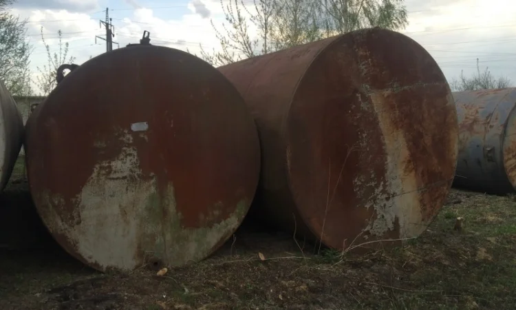 Бочки 75м3 металлическая емкость б/у - фото № 2