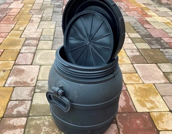 Бочка пластиковая 20 л для непищевой продукции - фото № 2