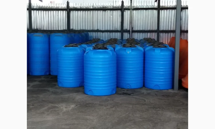 Емкость пластиковая пищевая, бочка(бак) для воды вертикальная, ємність - фото № 1