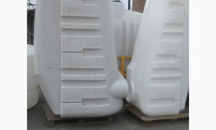 Емкость на прицепной опрыскиватель AGRO 2500 Е - фото № 1