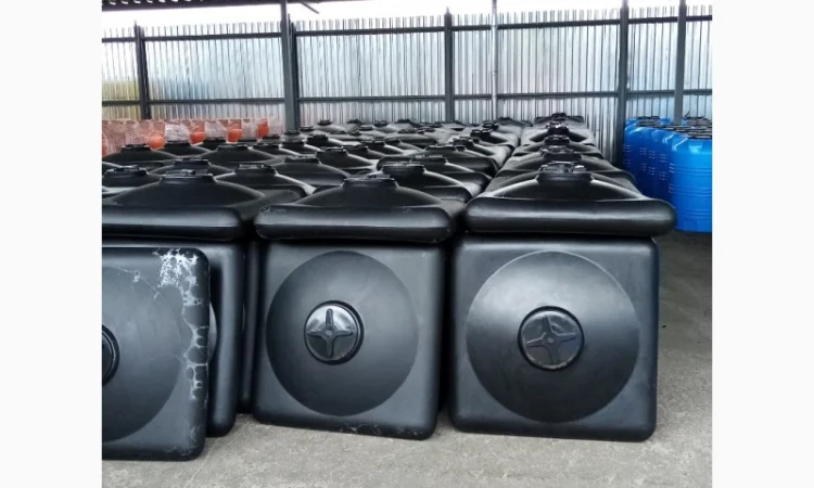 Пластиковые бочки для летнего душа - фото № 1