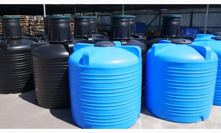 Пластикова бочка 1000 л у продажу - фото № 1