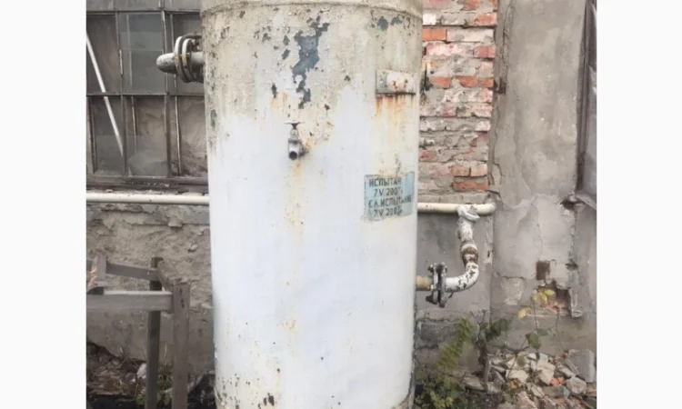 Купить металлический резервуар. Баки, бочки, цистерны б/у - фото № 2