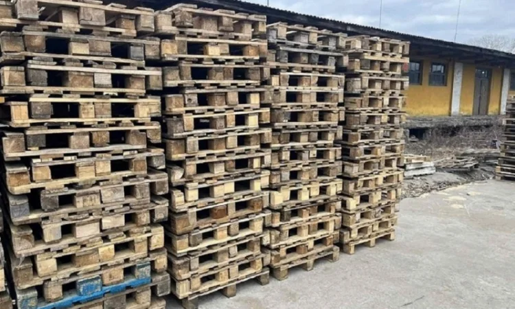 Продам дерев'яні піддони стандартних розмірів різної сортності - фото № 1