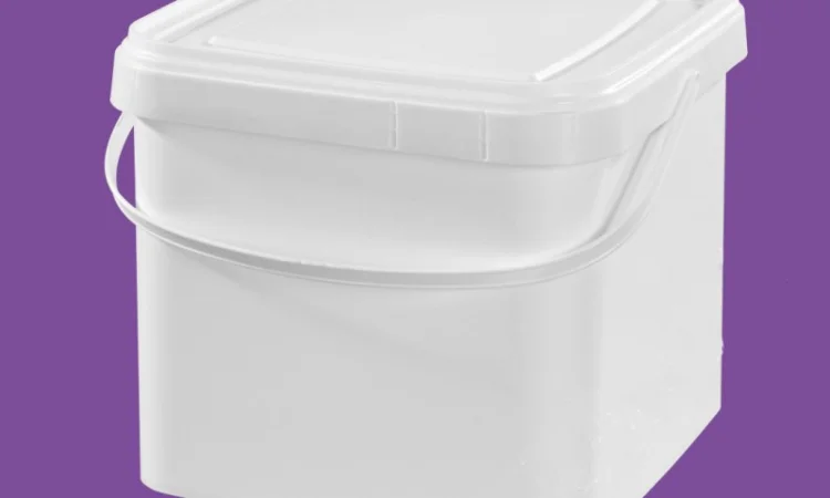 Пластикове квадратне ведро 5л з кришкою - фото № 1