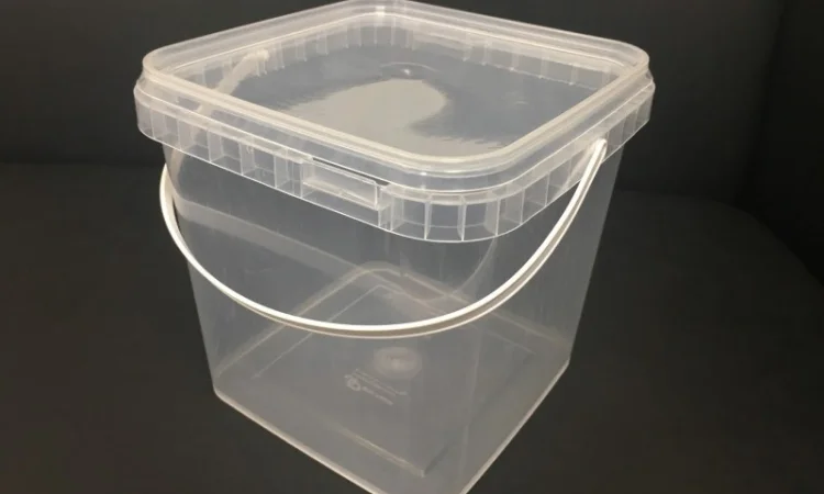 Квадратный пищевой контейнер с крышкой - фото № 1