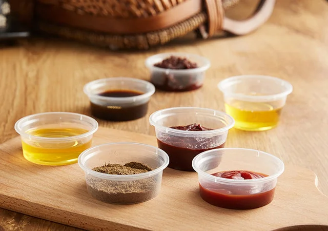 Пластиковые соусницы 50 и 100 мл в продаже - фото № 1