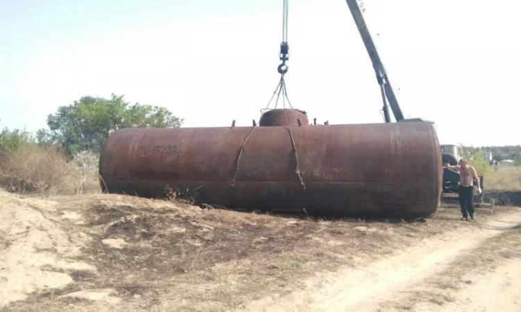 Металлические ёмкости б/у разных объёмов - фото № 1