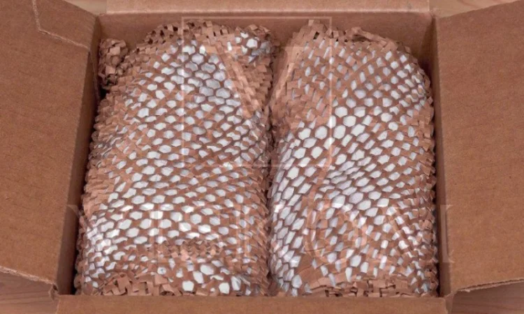 Упаковочная перфорированная сотовая крафт-бумага PaperPack 50 см х 100 м - фото № 1