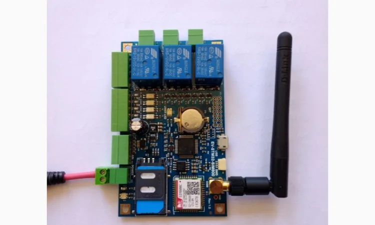 Дистанционно-управляемое реле для включения и выключения устройств - фото № 1