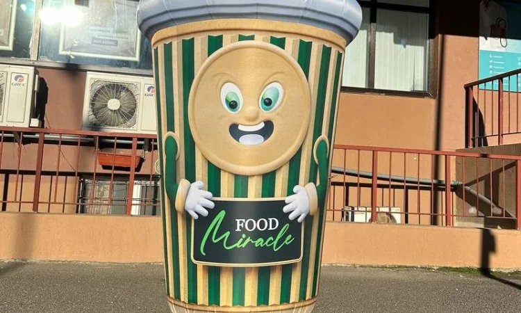 Уличная реклама кафе - фото № 4