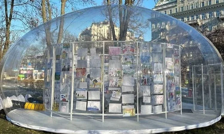 Светящаяся уличная реклама - фото № 3