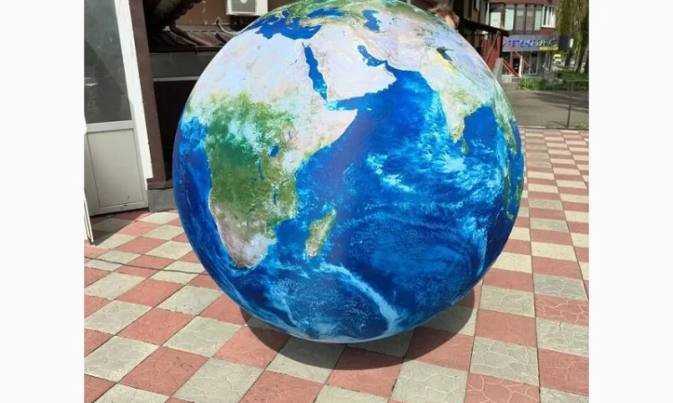 Вулична реклама з підсвічуванням без електрики - фото № 3