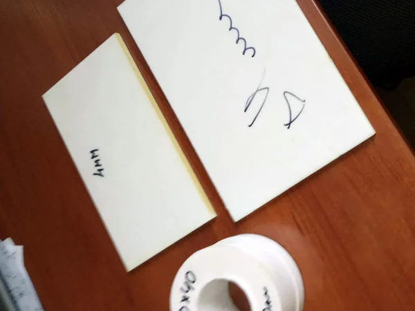 Обрізки смуг пластика Zedex ZX-100K (Wolf, Німеччина) - фото № 1