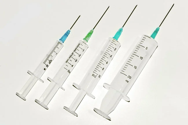 Инъекционные шприцы для медицинских нужд - фото № 1