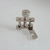 Вінтовий зажим Гофмана для резинових трубок - фото № 5