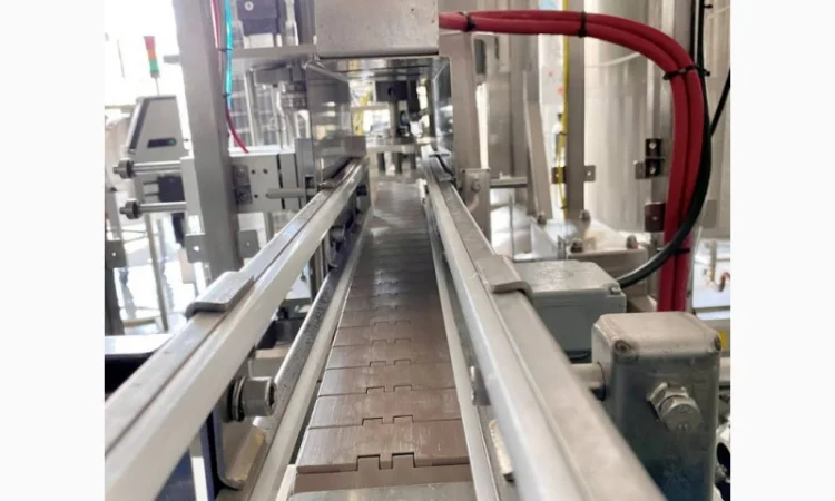 Виробнича лінія розливу у банку АВЕ - фото № 4