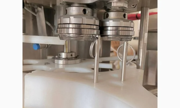 Виробнича лінія розливу у банку АВЕ - фото № 6