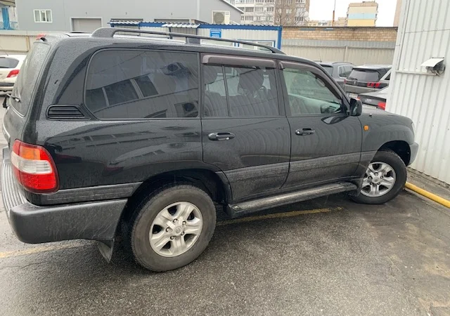 Продаю Toyota Land Cruiser 100 VX 20006 - фото № 1