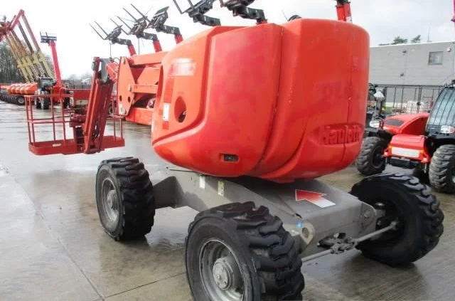 Коленчатый подъемник Haulotte HA 16 SPX в продаже - фото № 14