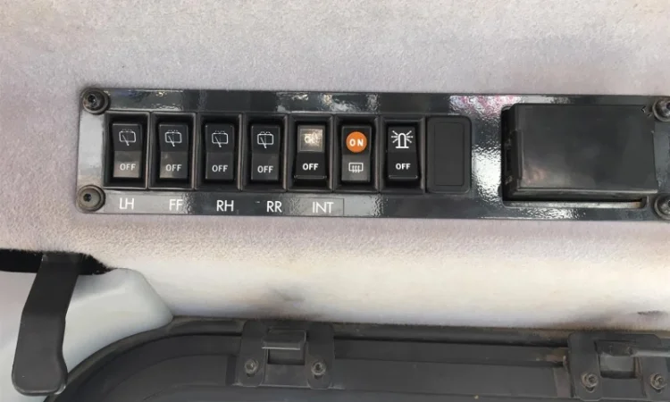 Бульдозер Komatsu D65PX-15E0 б/у в продаже - фото № 10