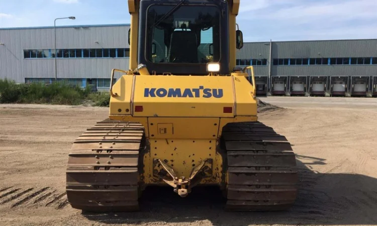 Бульдозер Komatsu D65PX-15E0 б/у в продаже - фото № 9