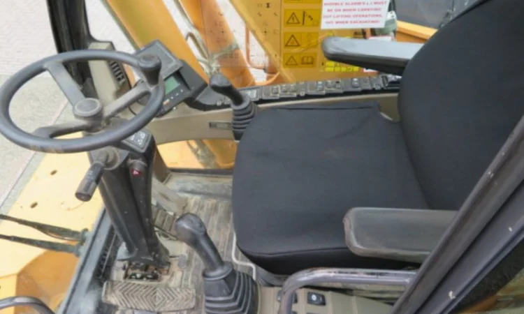 Колісний екскаватор Case WX210 у продажу - фото № 4