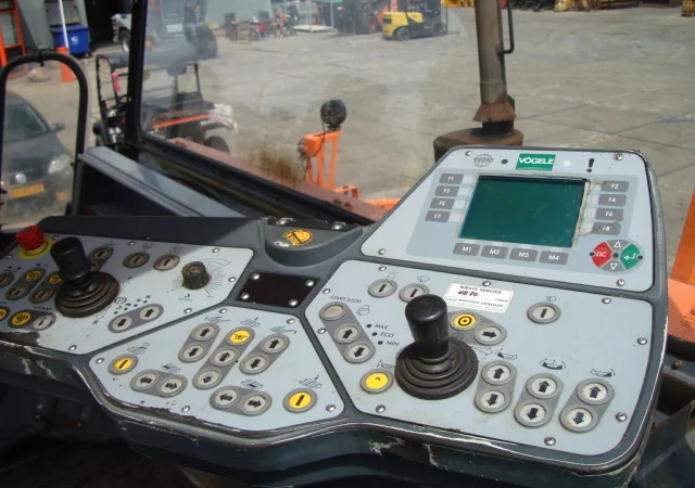 Асфальтоукладчик Vogele S1600-1 в продаже - фото № 4