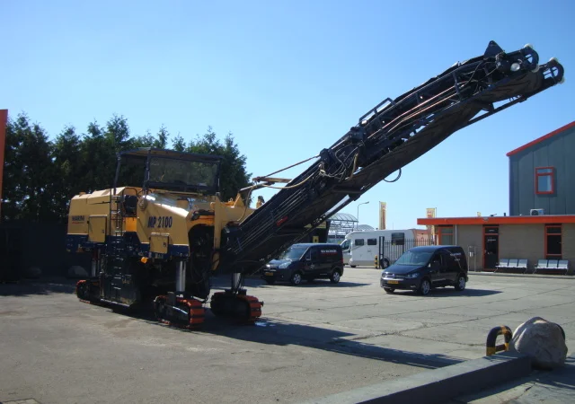 Дорожная фреза Marini MP 2100 в продаже - фото № 13