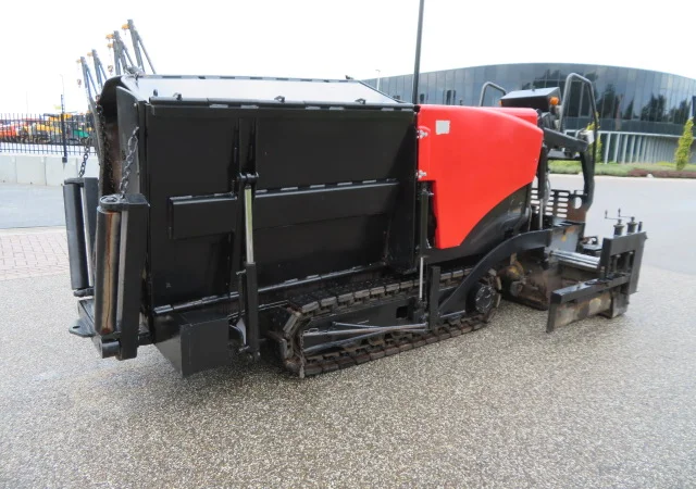 Асфальтоукладчик Vogele Super 800 – строительная техника б/у - фото № 1