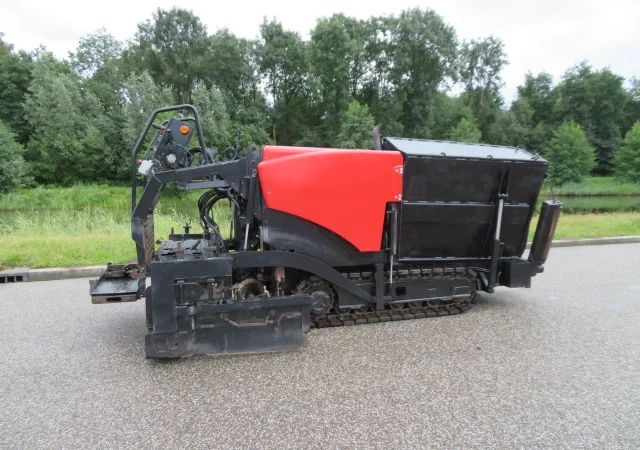 Асфальтоукладчик Vogele Super 800 – строительная техника б/у - фото № 18