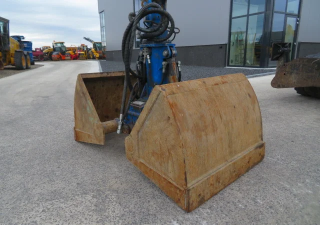 Грейферный перегружатель Caterpillar M318D на продажу - фото № 2