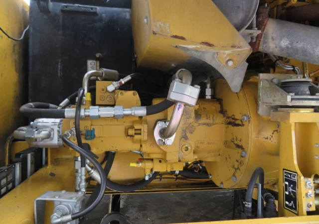 Грейферный перегружатель Caterpillar M318D на продажу - фото № 10