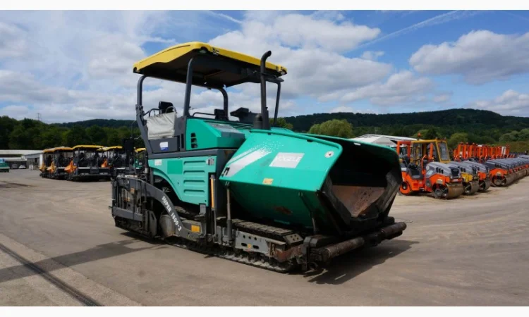 Асфальтоукладчик Vogele SUPER 1800-2 2009 года выпуска - фото № 1