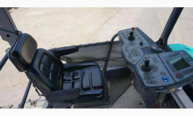 Асфальтоукладчик Vogele SUPER 1800-2 2009 года выпуска - фото № 6