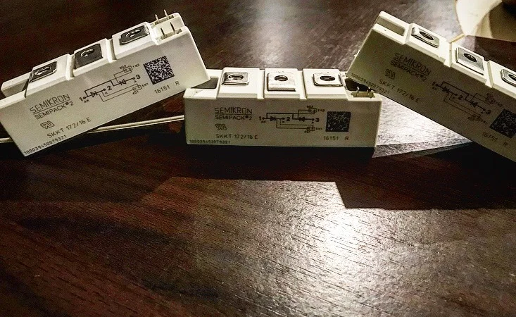 Тиристорный модуль Semikron SKKT172/16E в наличии - фото № 2