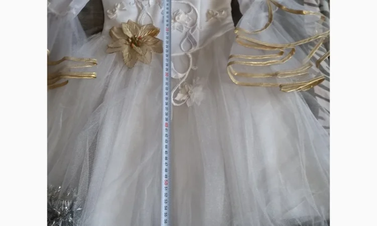 Новое праздничное платье для девочки - фото № 5