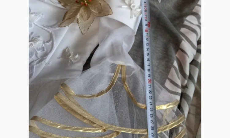 Новое праздничное платье для девочки - фото № 3