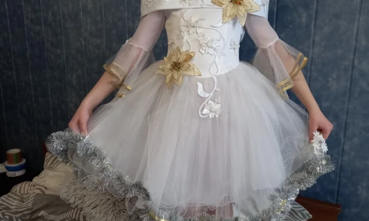 Новогоднее платье для девочки - фото № 1