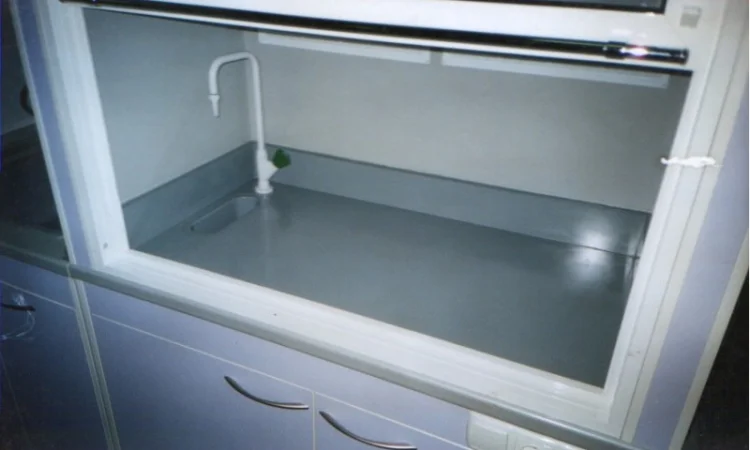 Шкаф вытяжной ШВ-1 от СпецМед - фото № 11