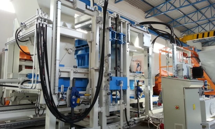 Вибропресс для производства тротуарной плитки SUMAB R-500 Старт (800-1000 м2/смена) - фото № 6