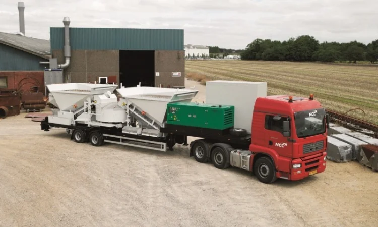 Мобильный бетонный завод Sumab Т-2200 – производительность 70 м3/ч - фото № 1