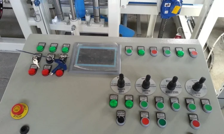 Вибропресс для производства тротуарной плитки R-400 Эконом (400-500 м2/смена) - фото № 15