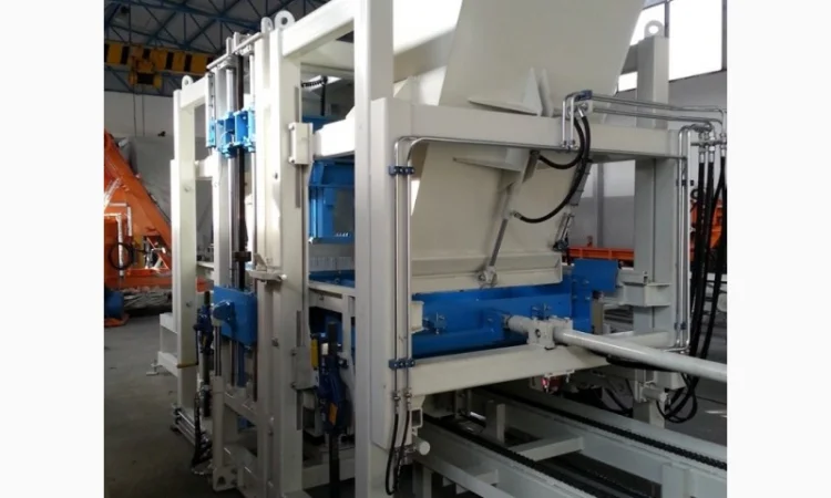 Вибропресс для производства тротуарной плитки R-400 Эконом (400-500 м2/смена) - фото № 13