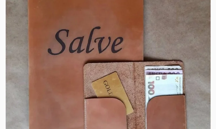 Набор кожаная обложка для меню и счетница - фото № 7